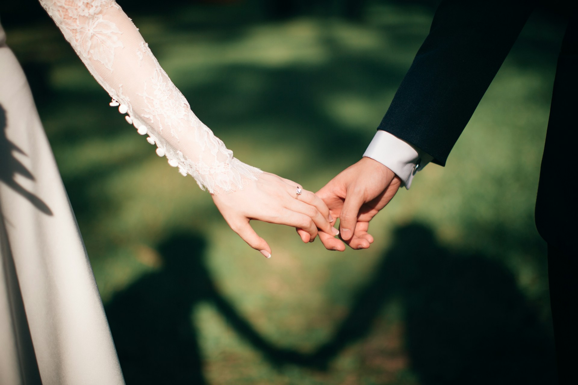 Friends package — warm wedding dance